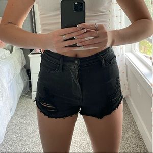 Hollister high rise black jean short